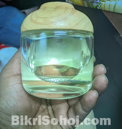 yankeey candel ( অফিস এবং রুম এর সুগন্ধি বাড়ায)